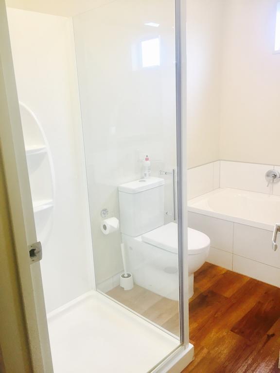 Amberley Serviced Apartments Экстерьер фото